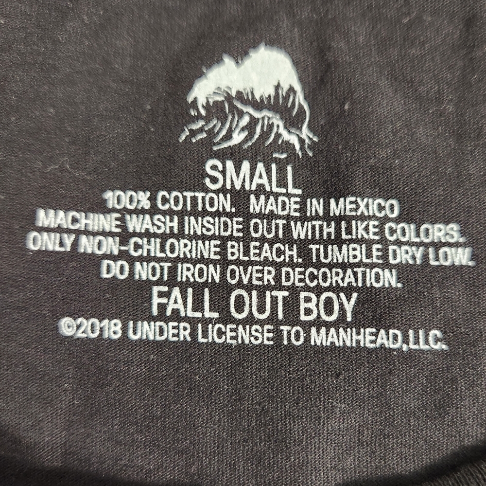 NWT Women's Fall Out Boy Hot Topic Tank Top - Picture 3 of 11